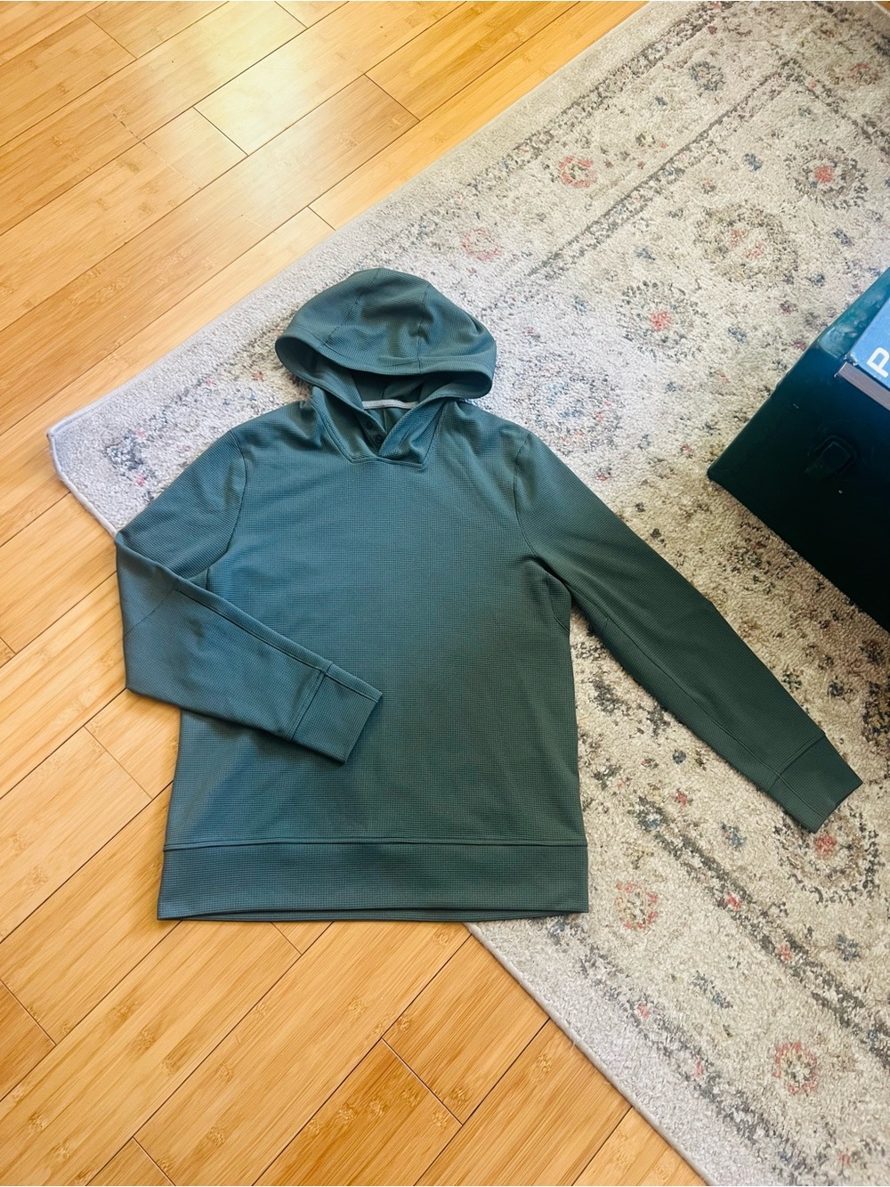 Lululemon Swift Stitch Green Hoodie Size Medium